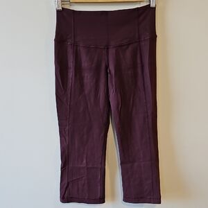 Lululemon Athletica Maroon Size 6 Cropped Leggings
